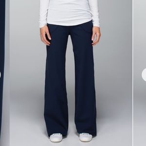 Lululemon Still Pant (Tall)
Inkwell